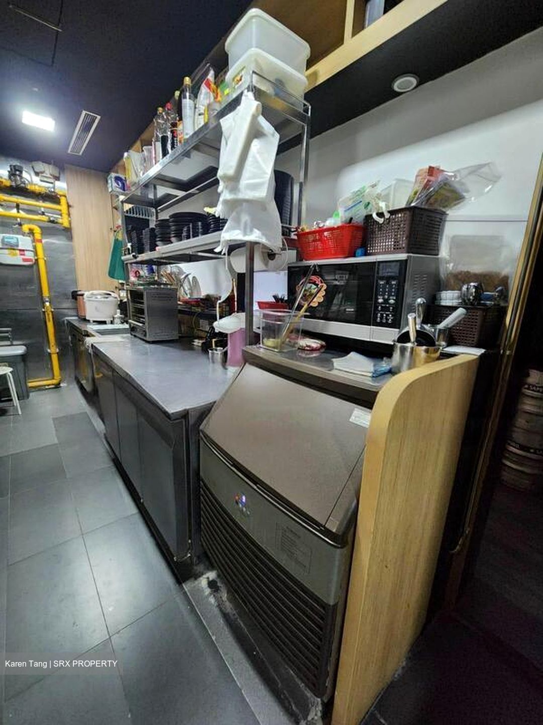 The Venue Shoppes (D13), Retail #529939751